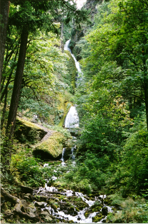 06-Wahkeena Falls