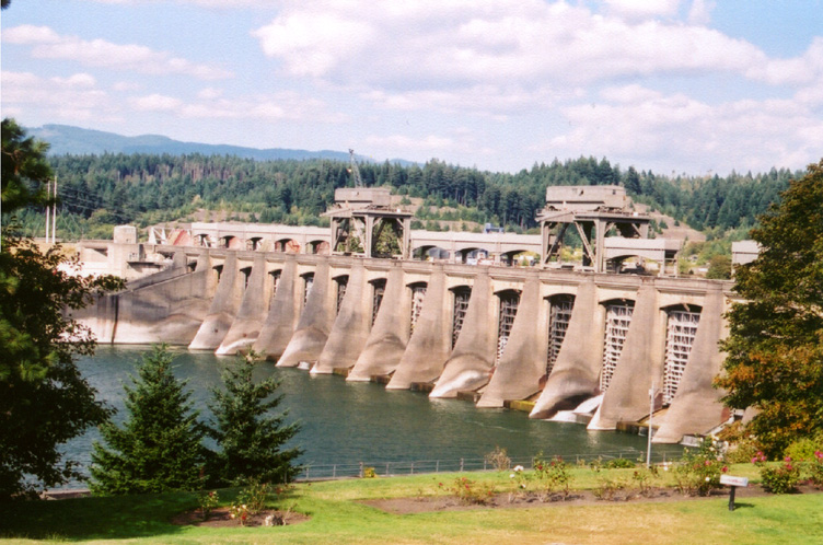12-Bonnieville Dam